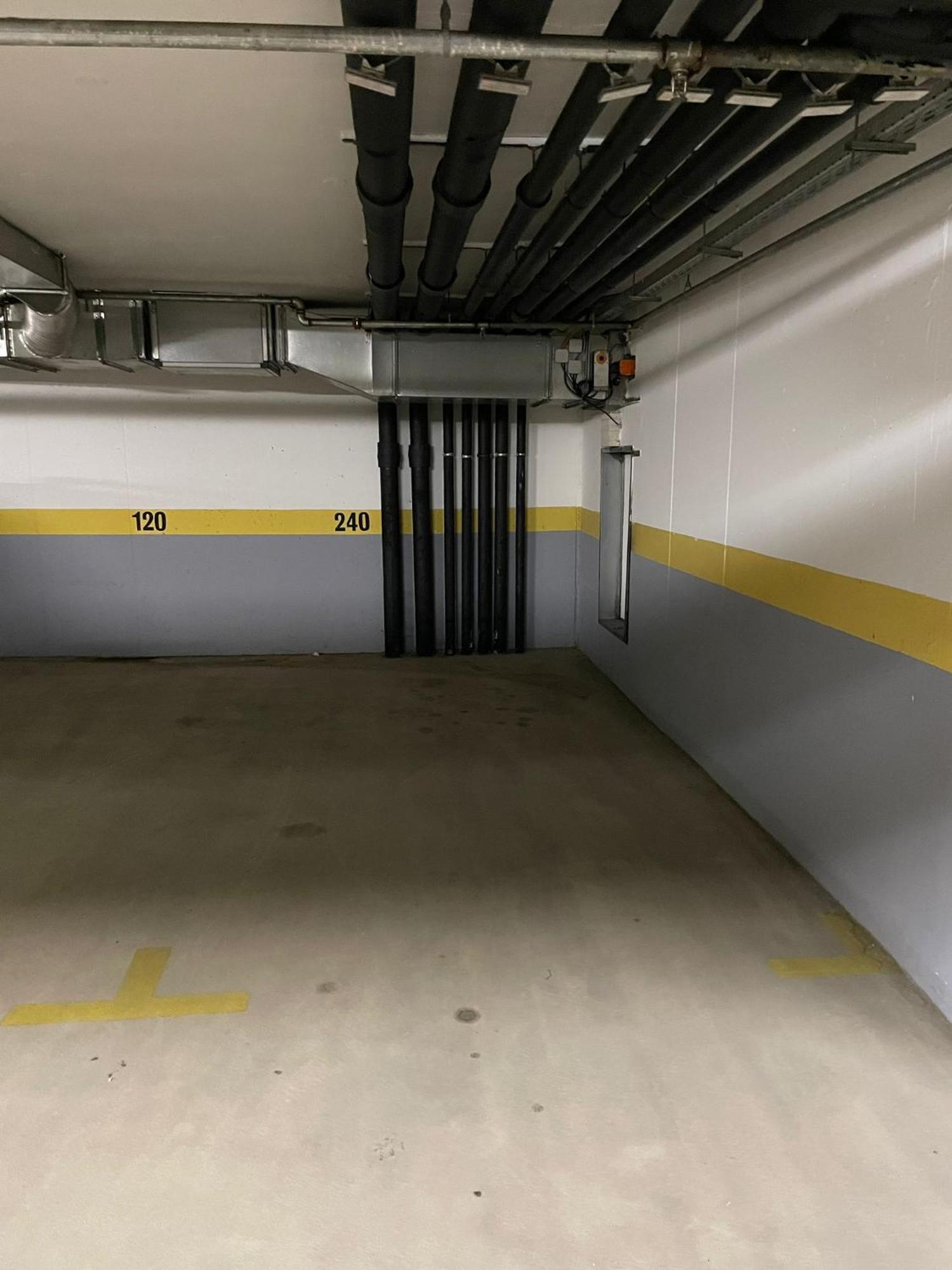 Apartman Szekely Near Deak Ferenc Square With Free Parking In Garage Budapest